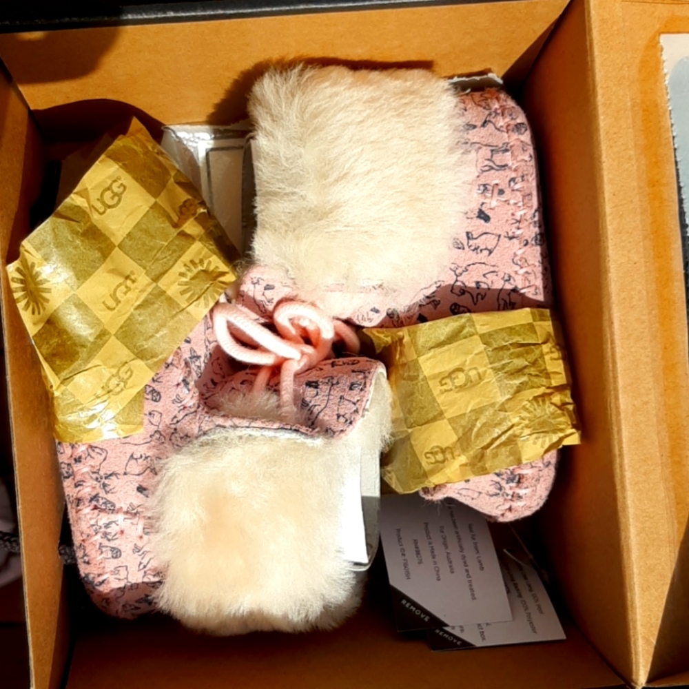 Size 2/3 baby pink and black uggs